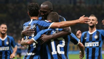  罗伊斯复出助多特主场大胜斯图加特  